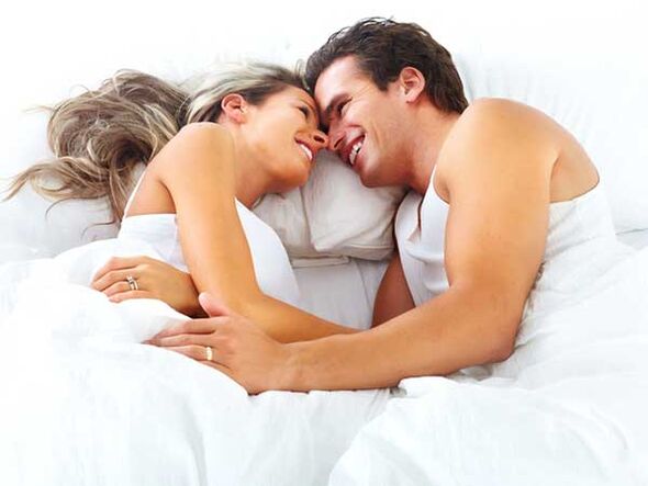 pohlavní styk jako způsob léčby bolesti v koulích ze vzrušení